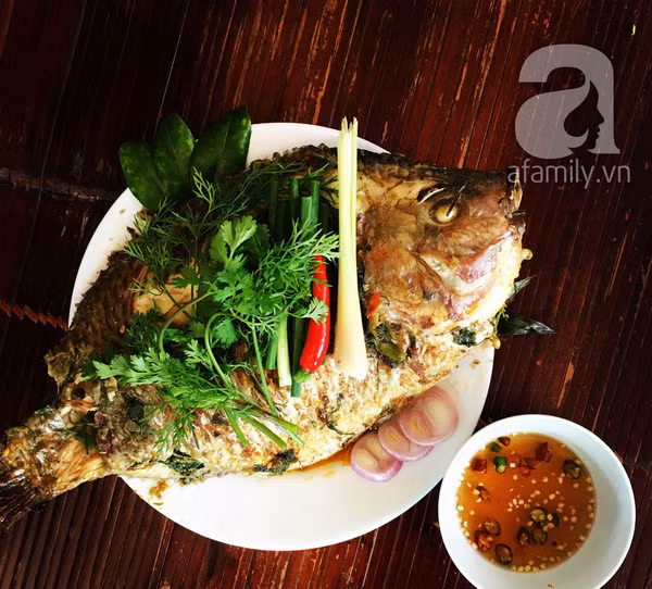 Món ngon cuối tuần: Cá nướng kiểu Lào