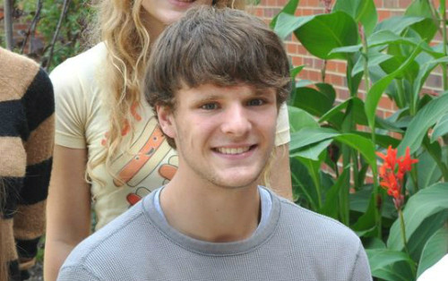 trieu-tien-bat-sinh-vien-my-vi-su-co-trong-khach-san