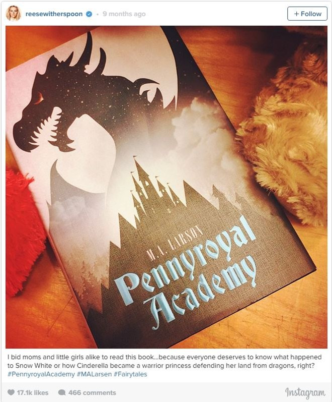 10 cuốn sách gối đầu giường của sao Hollywood 