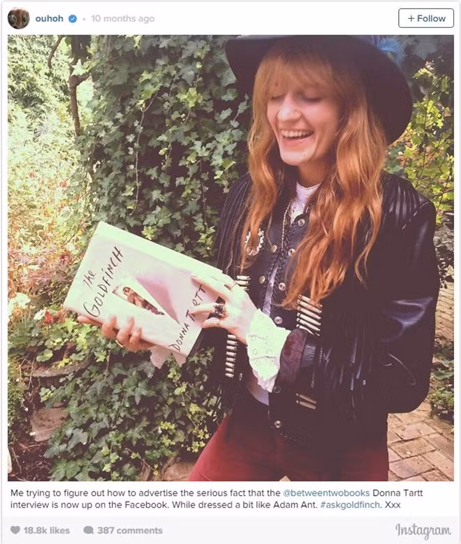 10 cuốn sách gối đầu giường của sao Hollywood 