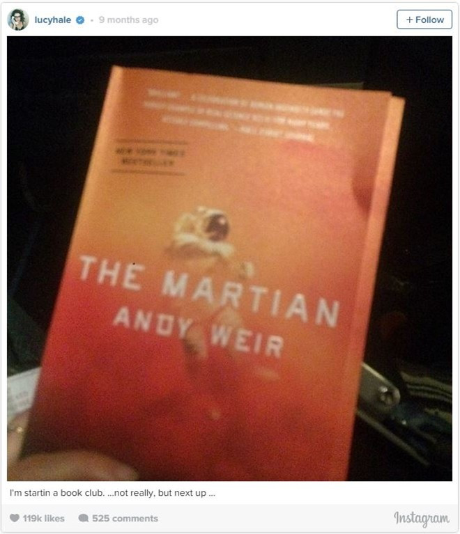 10 cuốn sách gối đầu giường của sao Hollywood 