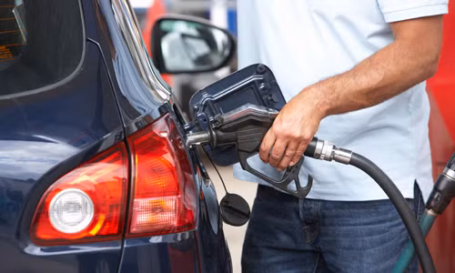 Các mẹo nhỏ tiết kiệm xăng cho xe hơi