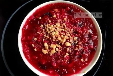 Tự làm tiết canh chay vừa sạch sẽ lại an toàn cho gia đình.