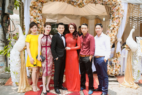 Hoa khôi Thể thao Lại Hương Thảo rạng rỡ trong lễ ăn hỏi ảnh 10