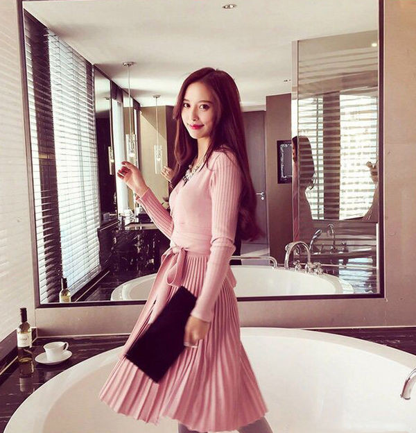 Những mẫu váy liền mùa đông “ăn khách” nhất 2015 ảnh 8 Những mẫu váy liền mùa đông