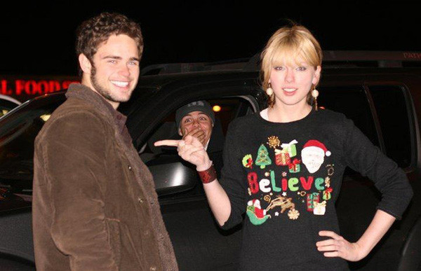 "Tình đơn phương" của Taylor Swift bị bắt vì hành hung trẻ em ảnh 1 "Tình đơn phương" của Taylor Swift bị bắt vì hành hung trẻ em ảnh 1