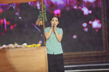 Quý Bình tắm mưa trên sân khấu Tình Bolero - Ảnh 6 Quy Binh tam mua tren san khau Tinh Bolero - Anh 6