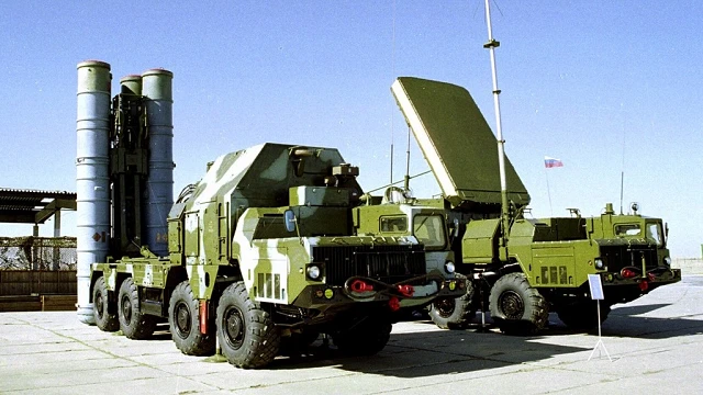 Hệ thống phòng thủ S-300.