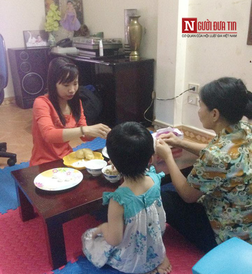 Rộn ràng Tết Hàn thực làm bánh trôi, bánh chay của gia đình trẻ - Ảnh 1