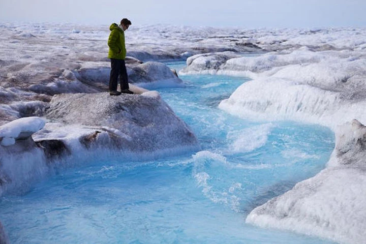 Chùm ảnh hé lộ đảo Greenland đang dần... biến mất