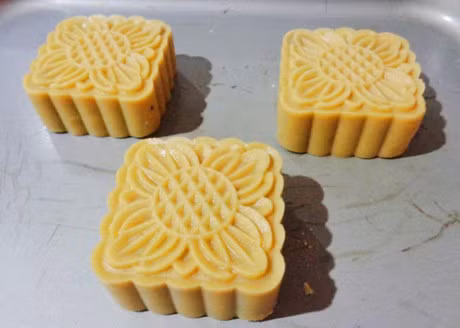 Cach lam banh trung thu nhan dau trang thom ngon - Anh 4