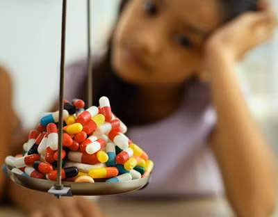 Bị đau đầu có nên dùng thuốc “bổ não”?