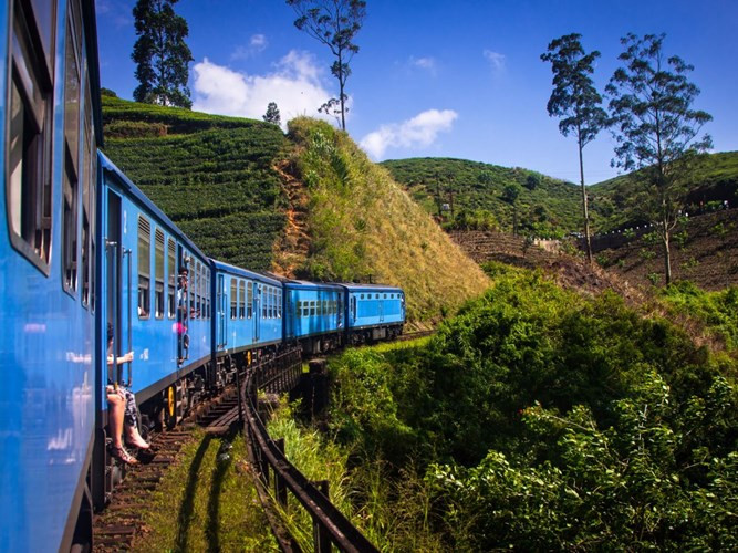 viet nam lot top nhung quoc gia phai den mot lan trong doi hinh 13