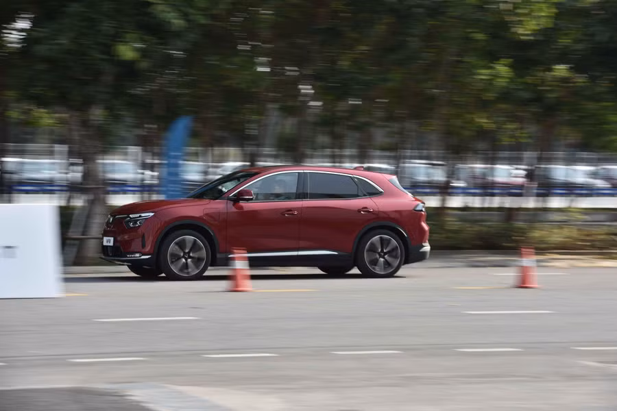 Với VinFast, Việt Nam muốn trở thành một cường quốc ô tô với tốc độ ánh sáng ảnh 2