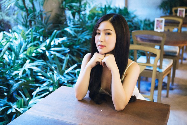 Hương Tràm tuyên bố về việc phẫu thuật thẩm mỹ ảnh 12 Hương Tràm tuyên bố về việc phẫu thuật thẩm mỹ ảnh 12