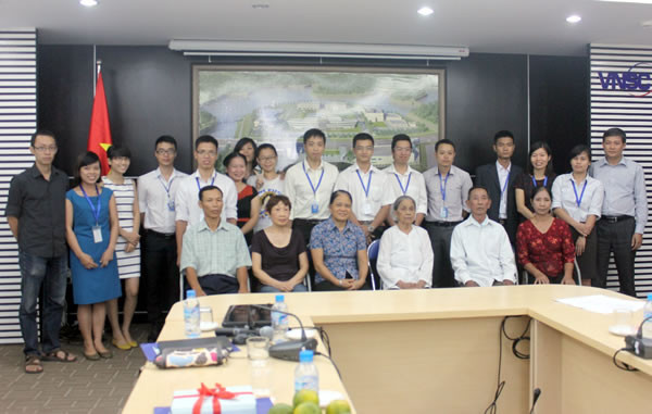 Trung tâm Vệ tinh Quốc gia tổ chức lễ chia tay 11 cán bộ đi đào tạo thạc sĩ Công nghệ vũ trụ tại 5 trường đại học Nhật Bản. Trung tâm Vệ tinh Quốc gia tổ chức lễ chia tay 11 cán bộ đi đào tạo thạc sĩ Công nghệ vũ trụ tại 5 trường đại học Nhật Bản.