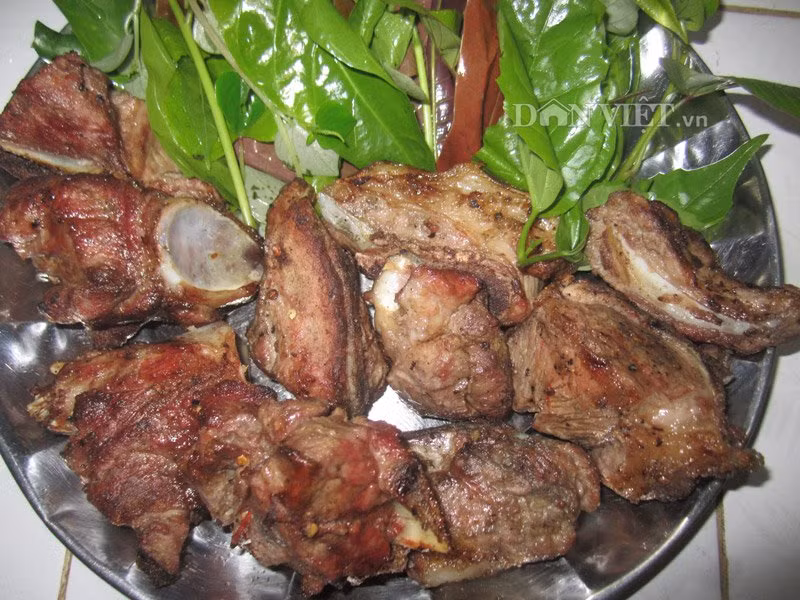 mon thit banh che heo nuong than, ngot ngon khoi che hinh anh 2