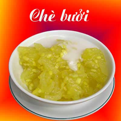 Chỉ đơn giản với đậu xanh và cùi bưởi, thế nhưng chè bưởi là món tráng miệng thanh khiết được nhiều người yêu thích.
