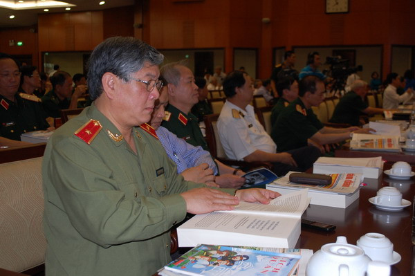 Đại biểu tham dự Hội thảo