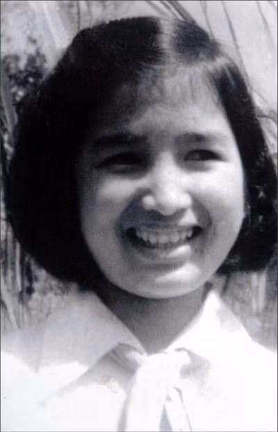 Vẻ đẹp đi cùng năm tháng của NSND Trà Giang - ảnh 1