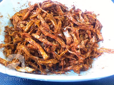 Trộn thật đều để khoảng 5-7 phút.