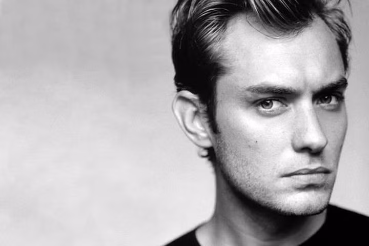 Jude Law sắm vai thầy Dumbledore thời trẻ tuổi