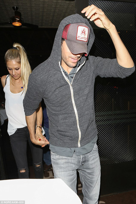 Enrique Iglesias và Anna Kournikova: 15 năm tình nồng - Ảnh 6 Enrique Iglesias va Anna Kournikova: 15 nam tinh nong - Anh 6