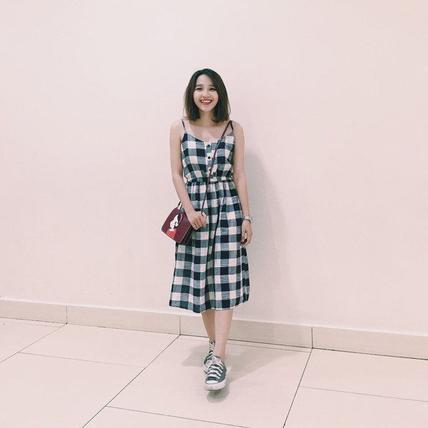 Phong cách thời trang biến hóa đa dạng của hotgirl Linh Kiu ảnh 4 Phong cách thời trang biến hóa đa dạng của hot girl Linh Kiu