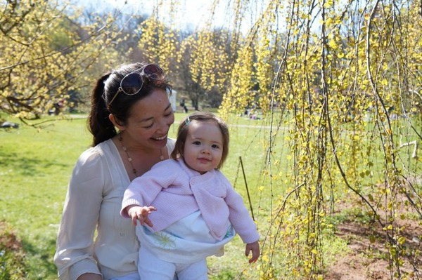 Bố mẹ ở Thụy Điển sẽ được tặng thêm lương khi nghỉ ở nhà trông con ốm