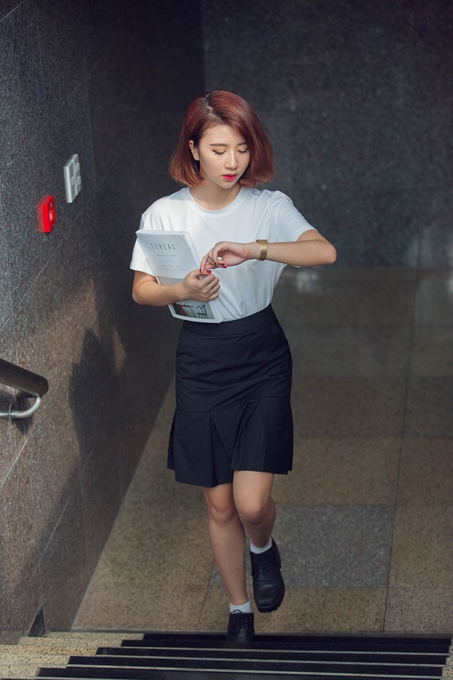 Quỳnh Anh Shyn mặc đẹp trên phố Sài Gòn