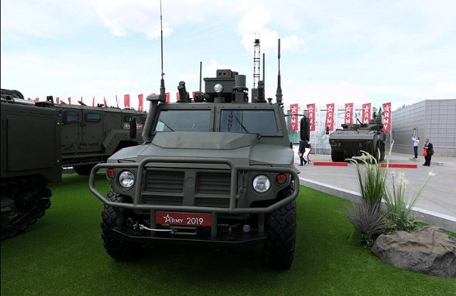 Xe trinh sát hóa học, sinh học, phóng xạ và hạt nhân RKhM-8 Xe trinh sát hóa học, sinh học, phóng xạ và hạt nhân RKhM-8