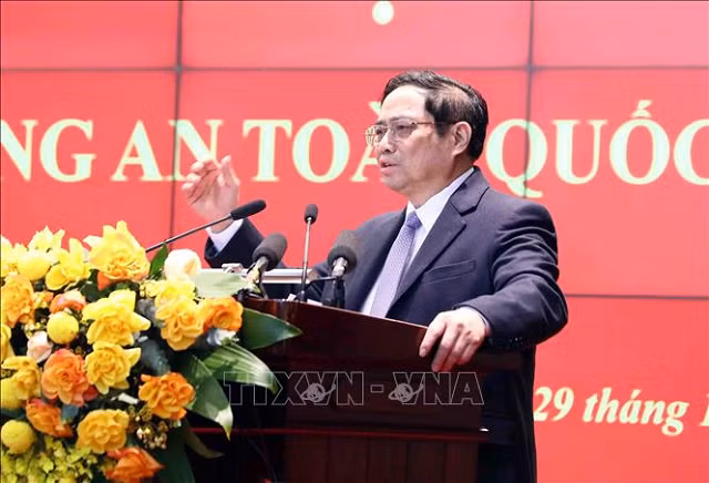 Thủ tướng Chính phủ Phạm Minh Chính phát biểu chỉ đạo hội nghị. Ảnh: Phạm Kiên/TTXVN.