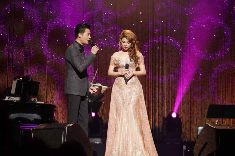 Mỹ Linh, Hà Trần xuất hiện trong liveshow của Quang Dũng ở Mỹ - Ảnh 8 My Linh, Ha Tran xuat hien trong liveshow cua Quang Dung o My - Anh 8