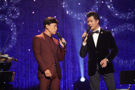 Mỹ Linh, Hà Trần xuất hiện trong liveshow của Quang Dũng ở Mỹ - Ảnh 9 My Linh, Ha Tran xuat hien trong liveshow cua Quang Dung o My - Anh 9
