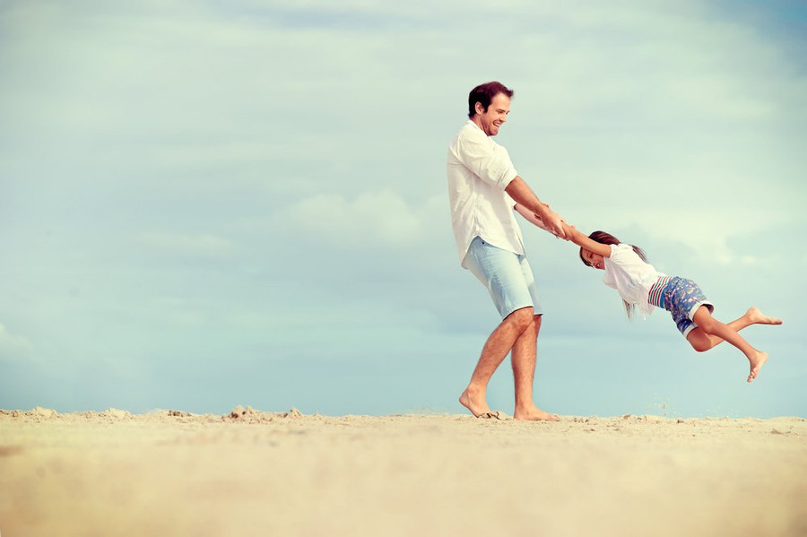 10 lí do bạn nên hẹn hò với một ông bố đơn thân