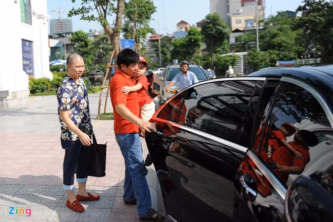 Một ngày bận rộn của diễn viên chuyên vai đầu gấu