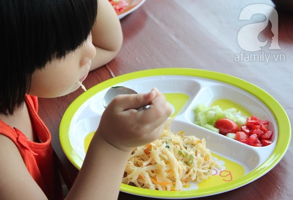 5 món ăn sáng lành mạnh mẹ bận rộn có thể nấu cho con 6