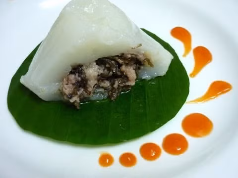 Bạn hãy tự làm bánh giò để cả nhà cùng thưởng thức nhé.
