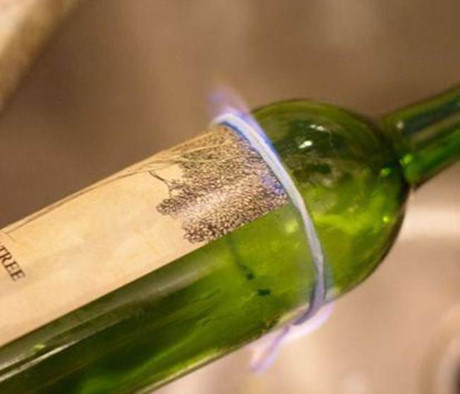 3 meo nho cat chai thuy tinh thanh do trang tri de nhu tro ban tay - Anh 7