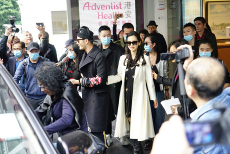 Angelababy tuoi tan rang ngoi sau 3 ngay sinh con - Anh 5