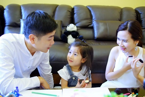 Ngưỡng mộ cặp vợ chồng ‘trai tài gái sắc’ showbiz Việt - Ảnh 7 Ngưỡng mộ cặp vợ chồng ‘trai tài gái sắc’ showbiz Việt - Ảnh 7