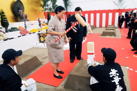 Chan dung nang Cong chua Thai Lan duoc hang trieu nguoi yeu men - Anh 12