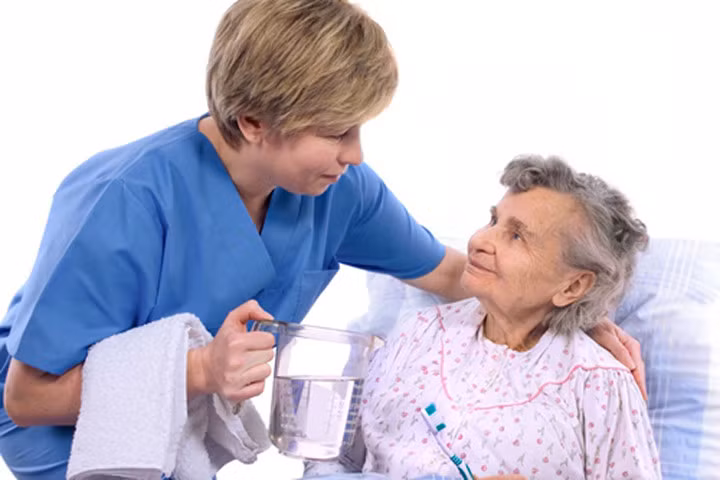 Cách chăm sóc cho người bị tai biến mạch máu não