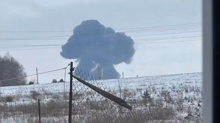 Vụ rơi máy bay vận tải IL-76 ở vùng Belgorod của Nga, ngày 24/1/2024.