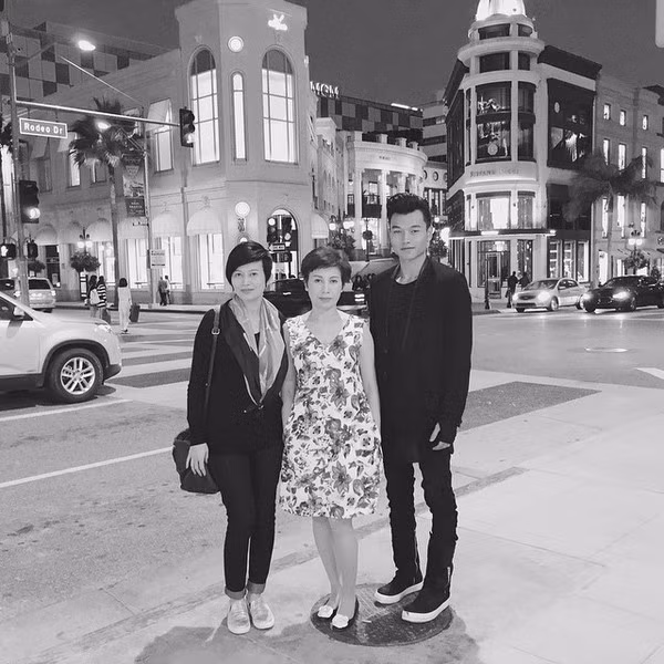 Cận cảnh 