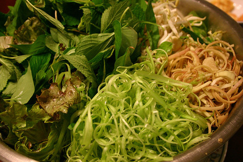 Ăn rau sống như thế nào để không rước bệnh vào thân? - Ảnh 3 Ăn rau sống như thế nào để không rước bệnh vào thân? - Ảnh 3