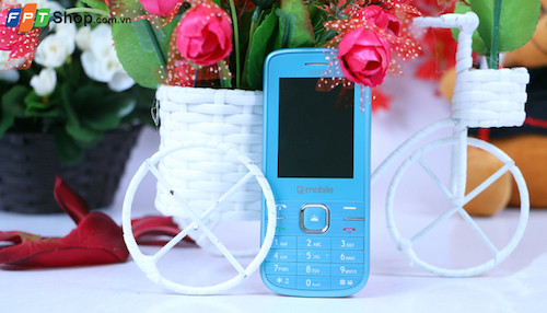 Q-mobile Q150 có màn hình màu 2,4 inch độ phân giải 320 x 240 pixel. Máy có camera 0,3 MP có thể quay video. Máy cũng có khe cắm thẻ nhó, có thể nghe nhạc, xem video, ghi âm, nghe radio FM. Pin máy có dung lượng 1.500 mAh. Giá tham khảo: 389.000 đồng Q-mobile Q150 có màn hình màu 2,4 inch độ phân giải 320 x 240 pixel. Máy có camera 0,3 MP có thể quay video. Máy cũng có khe cắm thẻ nhó, có thể nghe nhạc, xem video, ghi âm, nghe radio FM. Pin máy có dung lượng 1.500 mAh. Giá tham khảo: 389.000 đồng