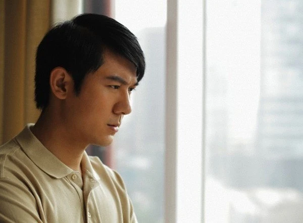 Tôi đau khổ hơn khi bị chính người gối ấp tay kề với mình một ngày dứt khoát chẳng cần chồng cũng chẳng cần con chỉ vì 1 cơn "say nắng" (Ảnh minh họa)