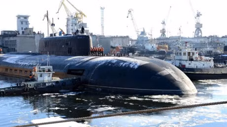 Ngam tau ngam sieu toi tan cua Nga - Anh 7