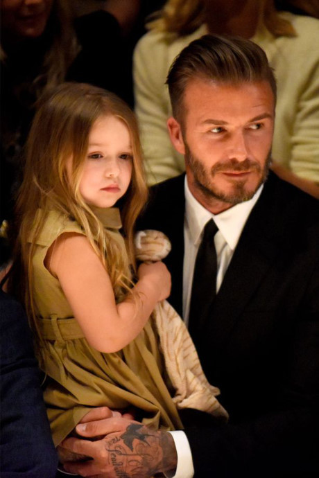 Bé Harper Beckham và những khoảnh khắc ngộ nghĩnh - Ảnh 1 Be Harper Beckham va nhung khoanh khac ngo nghinh - Anh 1